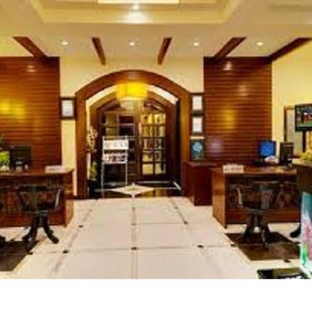 Hotel Sumith Palace Pondicherry Bagian luar foto
